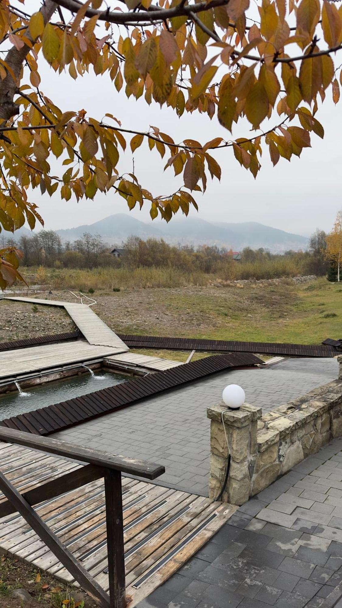 Bozhena Hotel Mykulychyn Bagian luar foto