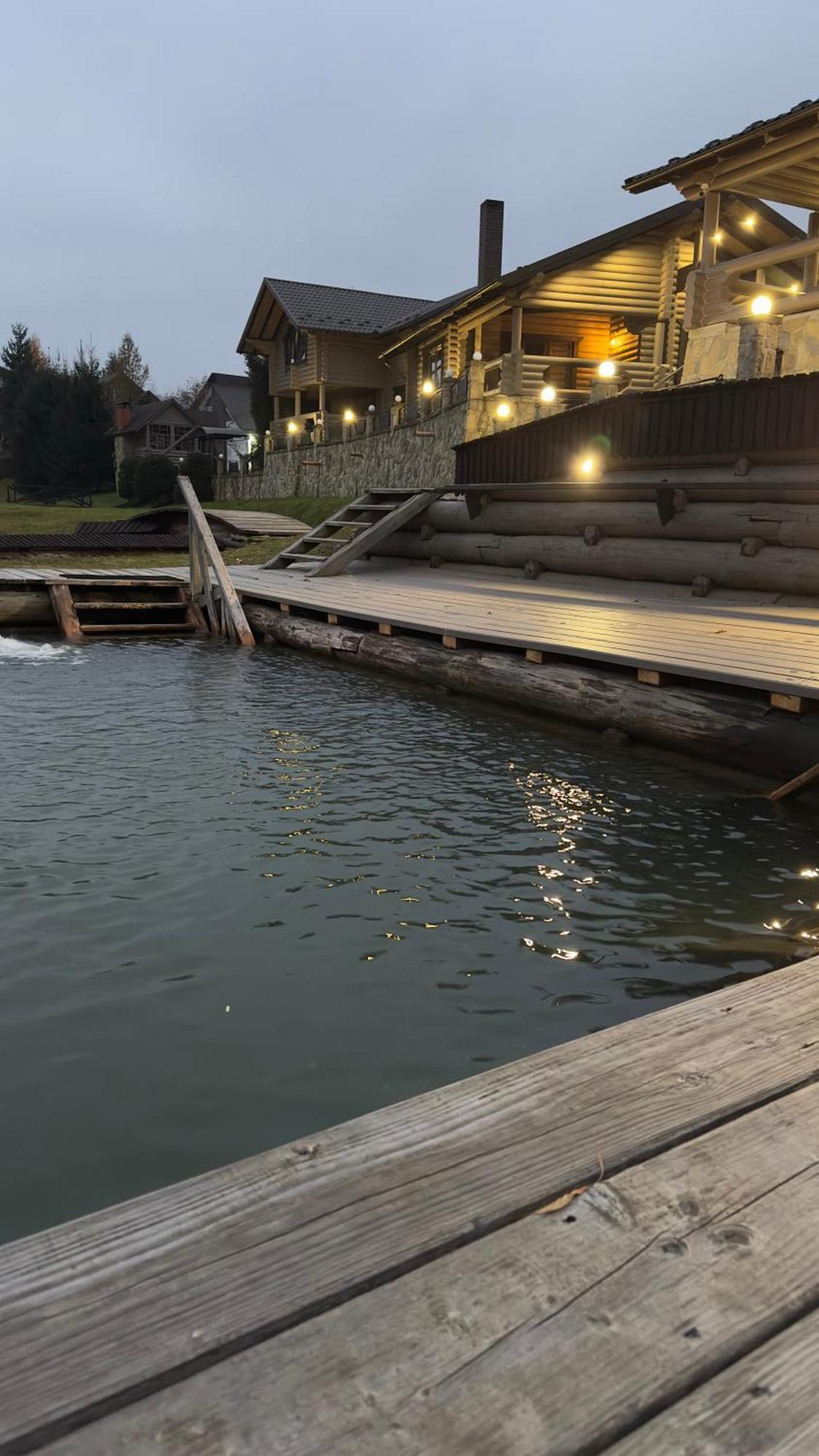 Bozhena Hotel Mykulychyn Bagian luar foto